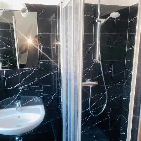 Pic 게스트하우스